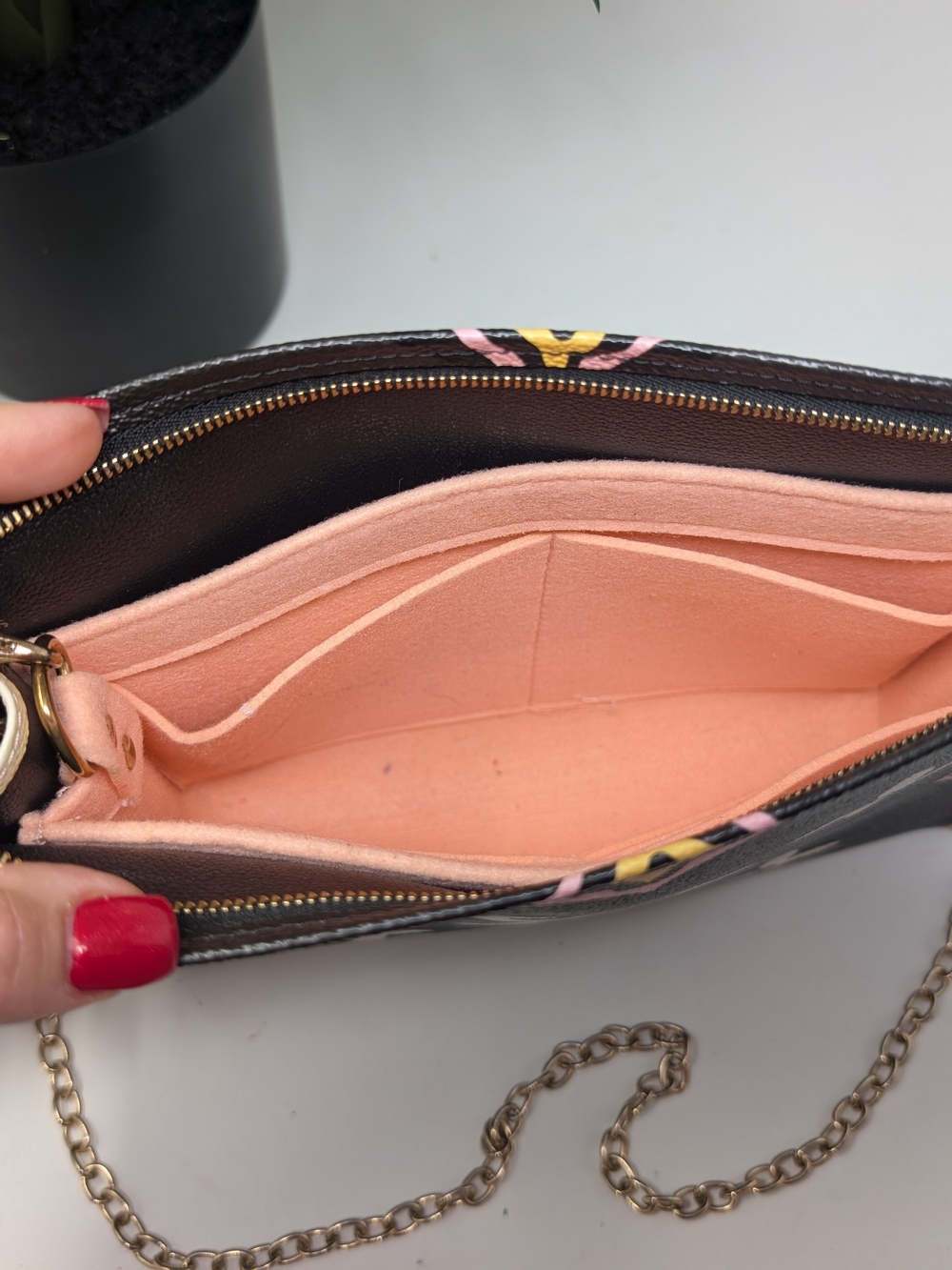 Louis Vuitton LIMITED WILD AT HEART‎ TOILETRY 26, with Conversion Crossbody - Picture 8 of 14